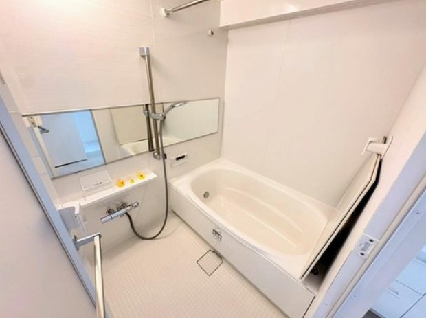 【浴室】 | クリオ大塚壱番館 | 浴室暖房換気乾燥機付きのシステムバス採用（ふろ自動・追い焚き機能付き）