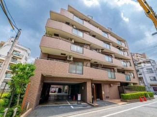 【外観】 | 穏やかな風と陽光を導き、プライバシーに配慮された設計プランを採用し、居住性を一段と心地よいものにしています。