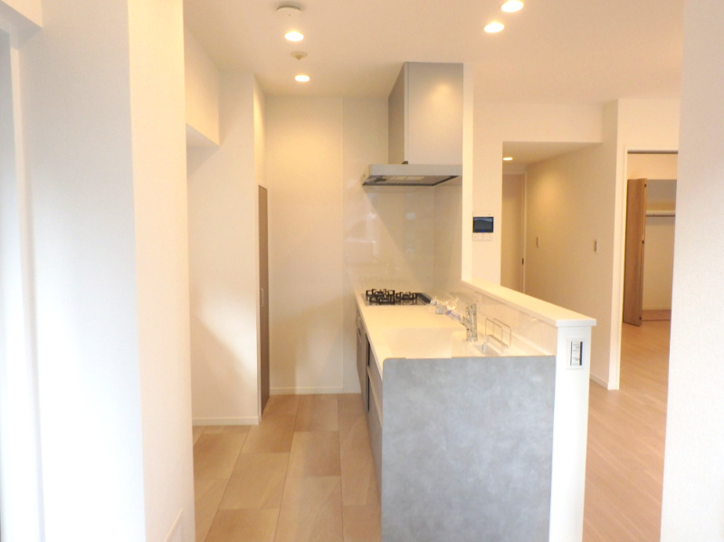 パークスクエア宝塚フォレストタワーのキッチン|コンパクトなキッチンで掃除もラクラク