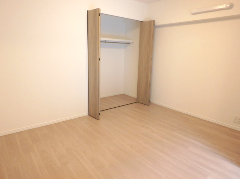 パークスクエア宝塚フォレストタワーの洋室|洋室1　約6.0帖