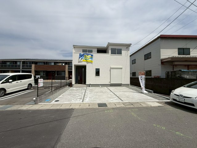新築戸建　富士市宮島4期　全1棟の駐車場