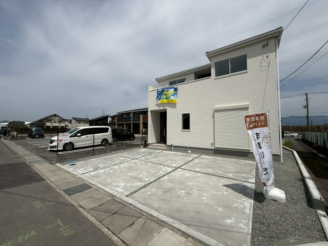 新築戸建　富士市宮島4期　全1棟の駐車場