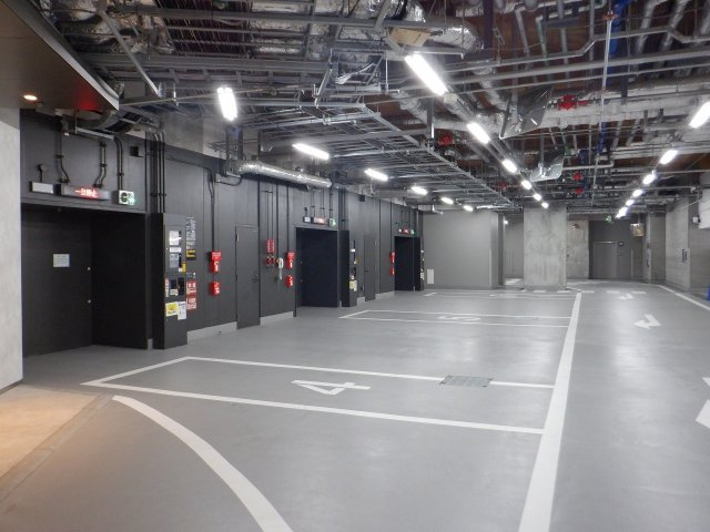 パークタワー勝どきサウスの駐車場