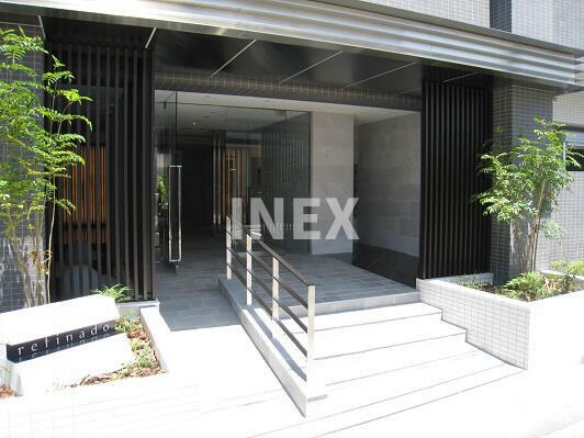 横浜市港北区師岡町の賃貸マンションのエントランス