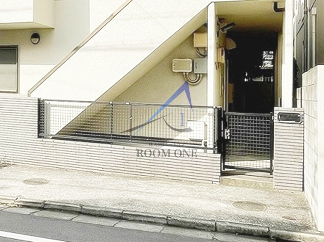 都立大テラスのエントランス|エントランスです。