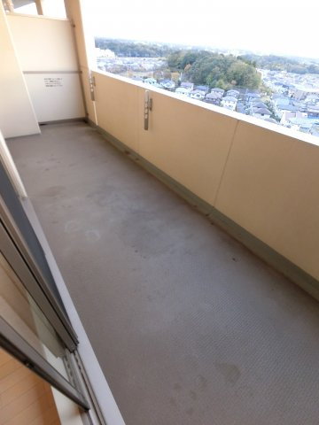 【バルコニー】