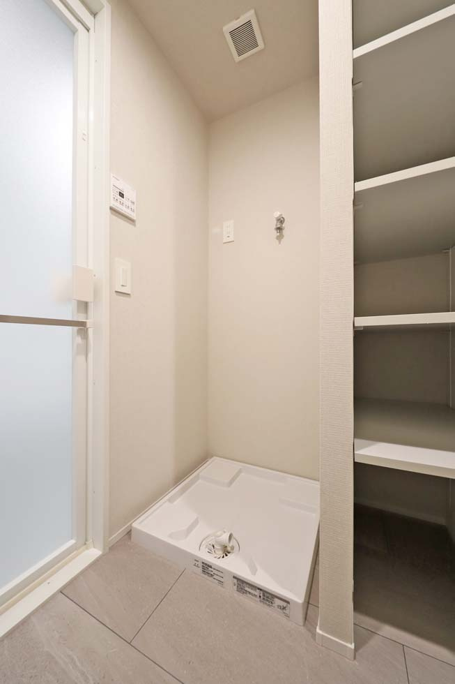 【洗面所】