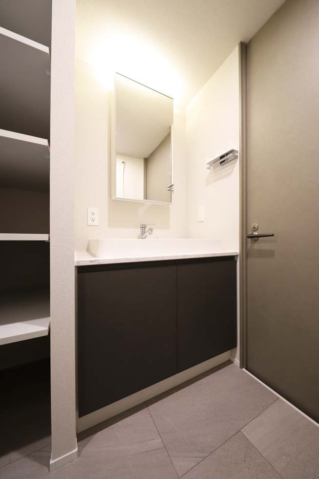 【独立洗面台】