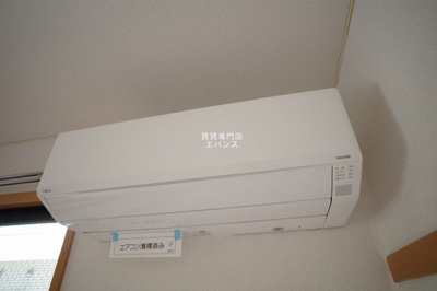 【設備】 | Quatre Saisons | エアコン付きです