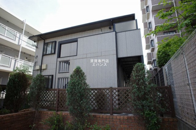 【外観】 | Quatre Saisons | 外観は落ち着いています