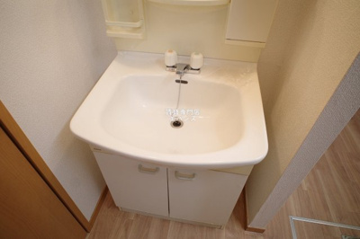 【洗面所】 | Quatre Saisons | 使いやすい洗面所です