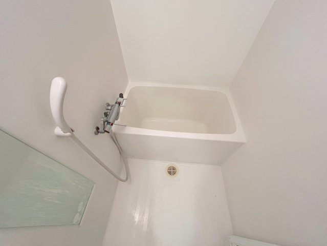 グローリア新北野の浴室