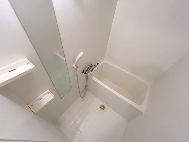 グローリア新北野の浴室