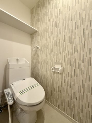 【トイレ】 | グランドライフ久留米 | 参考画像（同物件別部屋）クロスのデザイン等は異なる場合がございます