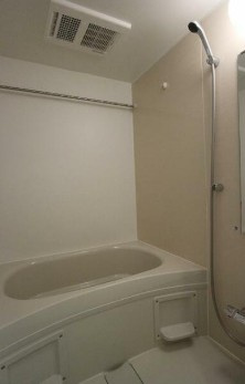 ＲＥＧＡＬＥＳＴ橘の浴室