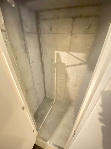 アバンドール甲子園口の外観|1.3.5号室にはトランクルーム付き。