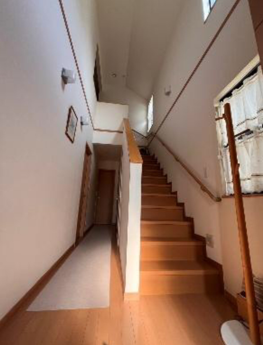 中古戸建　柏市松葉町7丁目の玄関