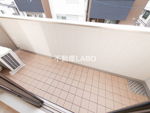 メゾンセドーレⅢのバルコニー