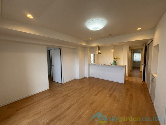 厚木第９ダイヤモンドマンションの居間・リビング