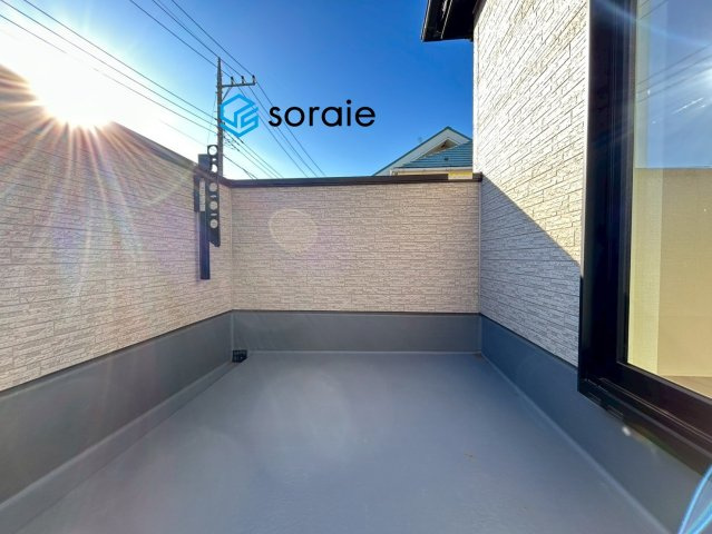 所沢下安松第2期　新築戸建　リナージュのバルコニー