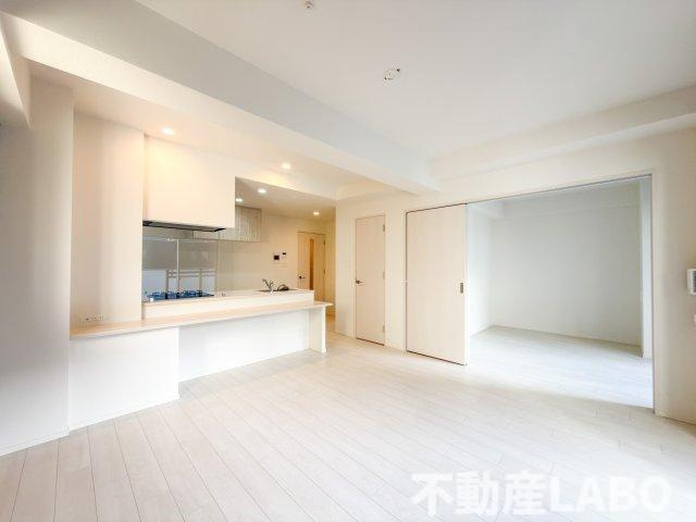 スプランディッド上本町WESTの居間・リビング