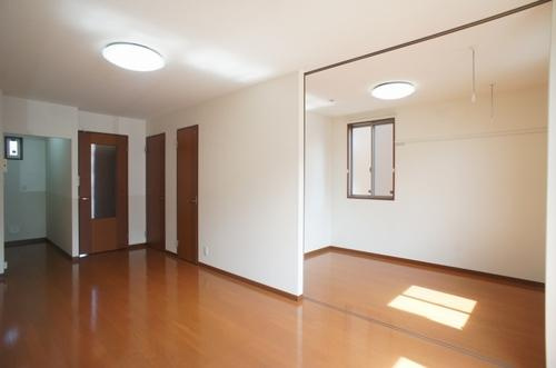 シャーメゾンなでしこＡ棟の居間・リビング