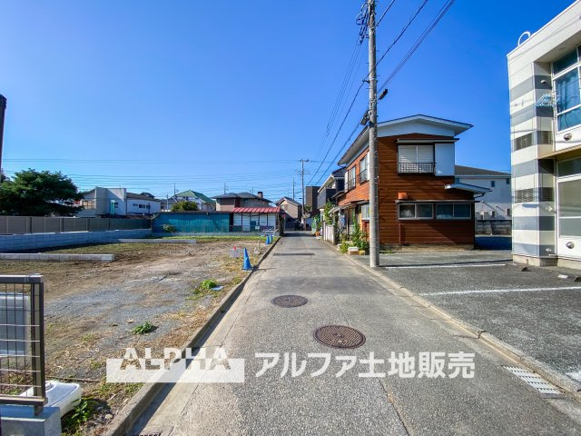 ~福生熊川　3区画~Newly built houseの前面道路含む現地写真|【wide road】
◆前面道路4.5ｍ◆とゆったりしていますので、お車の出し入れも容易に行えます。