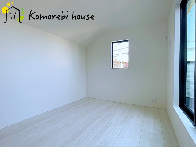 北本市本宿７丁目　新築一戸建て　リナージュ　01の寝室|落ち着いた色調の寝室です