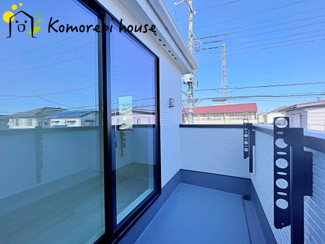 北本市本宿７丁目　新築一戸建て　リナージュ　01のバルコニー|落ち着いた時間を過ごせるバルコニーです