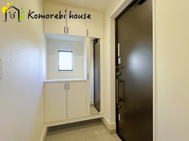 北本市本宿７丁目　新築一戸建て　リナージュ　01の玄関|シンプルで使いやすい玄関です