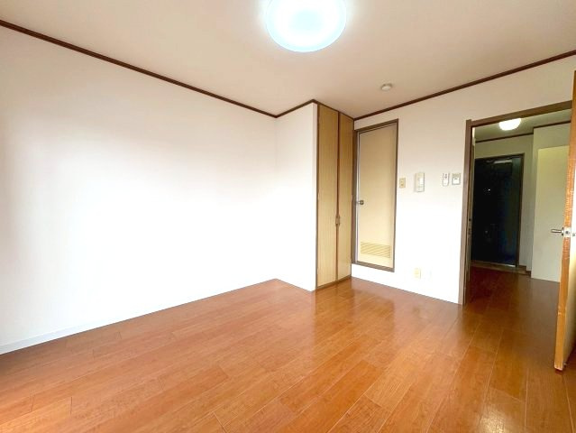 エクセレンス笠原の洋室