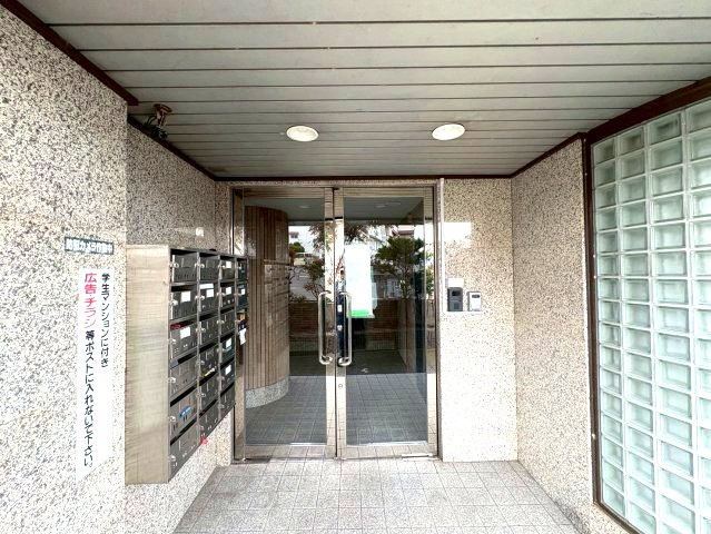 エクセレンス笠原のエントランス