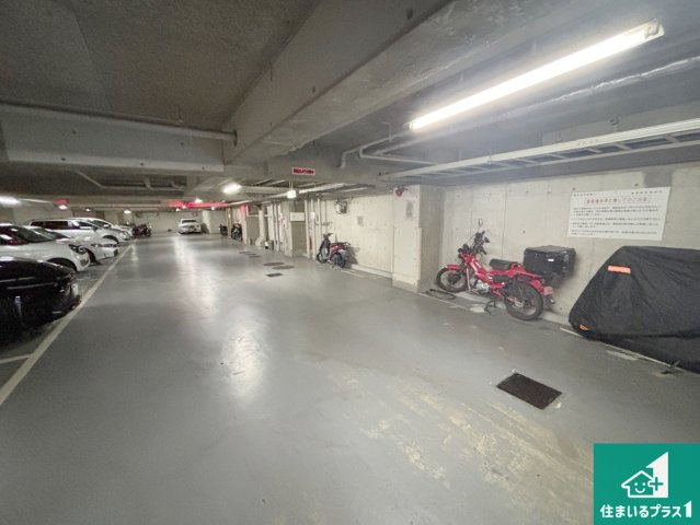 ライオンズマンション富雄D棟の駐車場|共用部（駐車場）