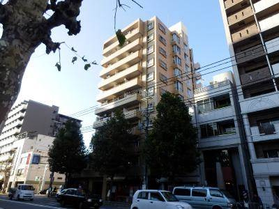 レスポアール四条大宮の外観