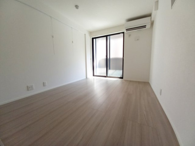 【居間・リビング】 | Kanon新高円寺 | 洋室約6.1帖