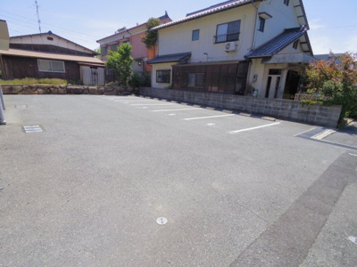 【駐車場】 | Ｙ・Ｉ壱番館 | 駐車スペースもあります