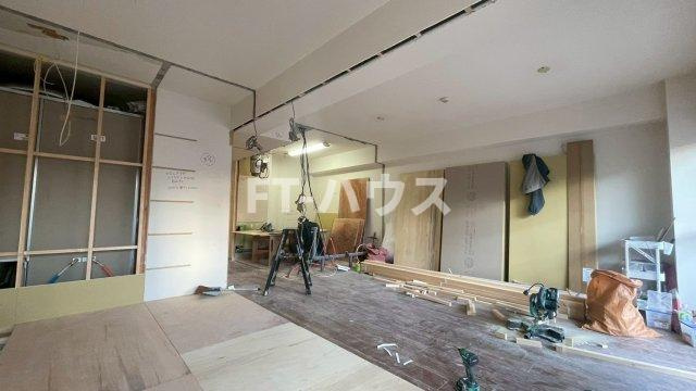 コンフォート津田沼弐番館の居間・リビング