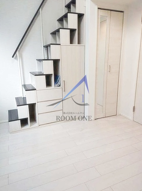 MIURA-Ⅲの居間・リビング|洋室のお部屋です。