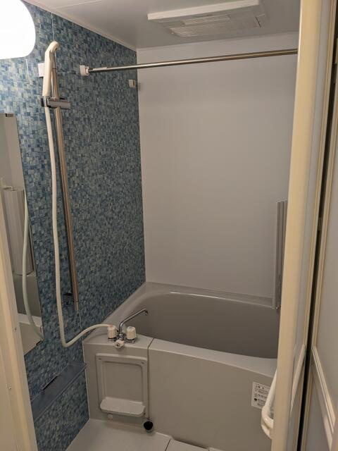 川崎市多摩区布田のアパートの浴室