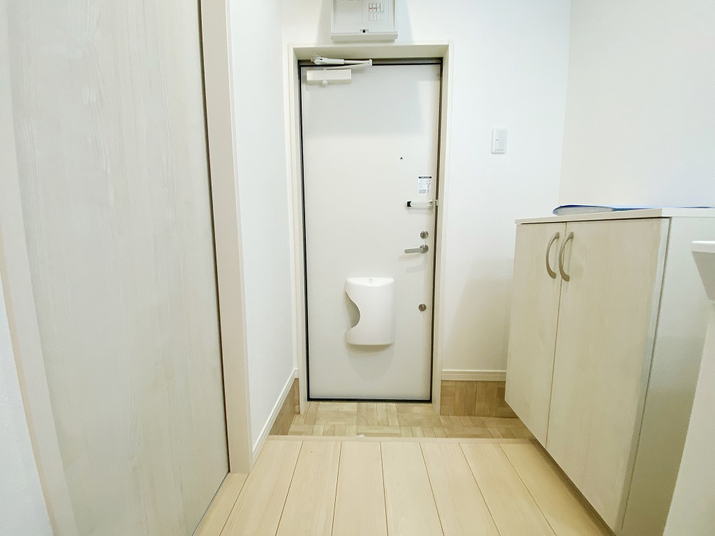 ドメーヌ西堀の玄関