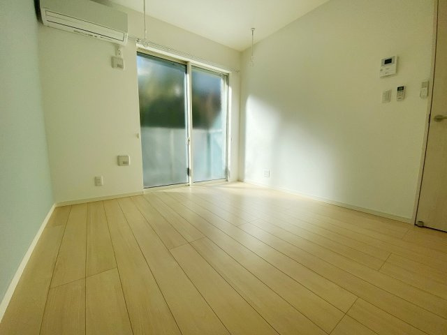 ドメーヌ西堀の居間・リビング