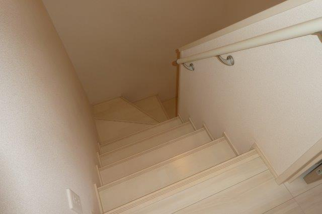 グランチェスタ白楽のその他|階段