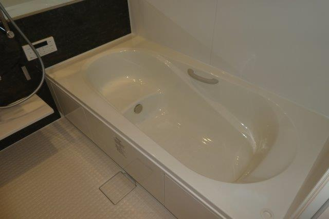 グランチェスタ白楽の浴室