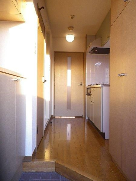 ルーブル南長崎の玄関