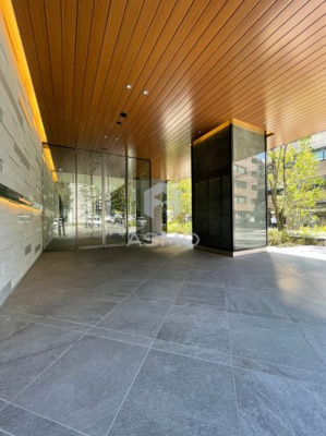 【エントランス】 | ローレルタワー御堂筋本町