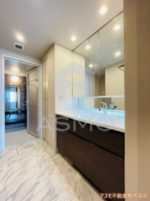 【洗面所】 | ローレルタワー御堂筋本町