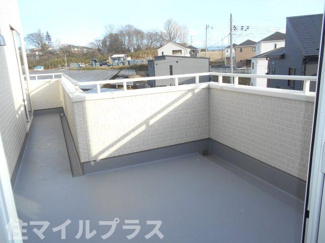 【バルコニー】 | 須賀川市森宿新築一戸建て6棟 | 落ち着いた時間を過ごせるバルコニーです