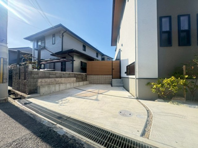 【駐車場】 | 箕面市桜ケ丘4丁目貸家