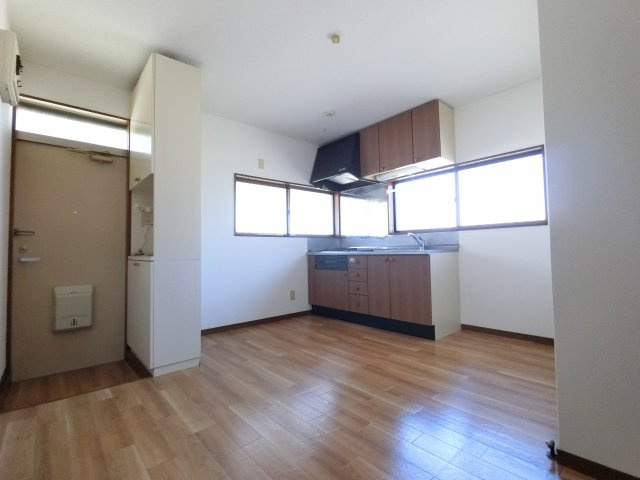 【居間・リビング】