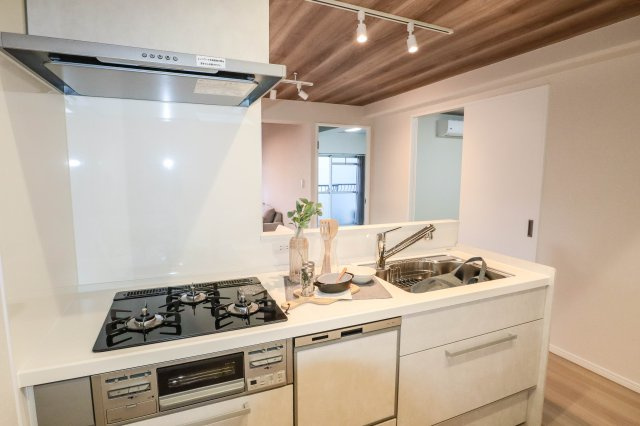 【キッチン】 | ＧＳハイム船場 | システムキッチン(食洗機・浄水器付)新調いたしました♪